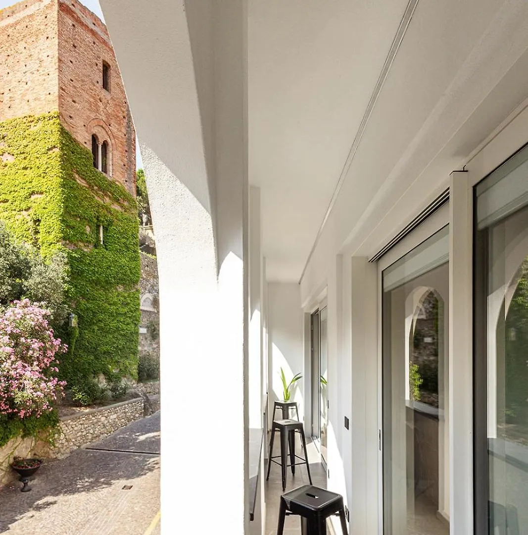 Eclipse #2 Apartment Noli Italy